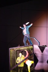 Alice on the Run  035 * 5616 x 3744 * (9.23MB)